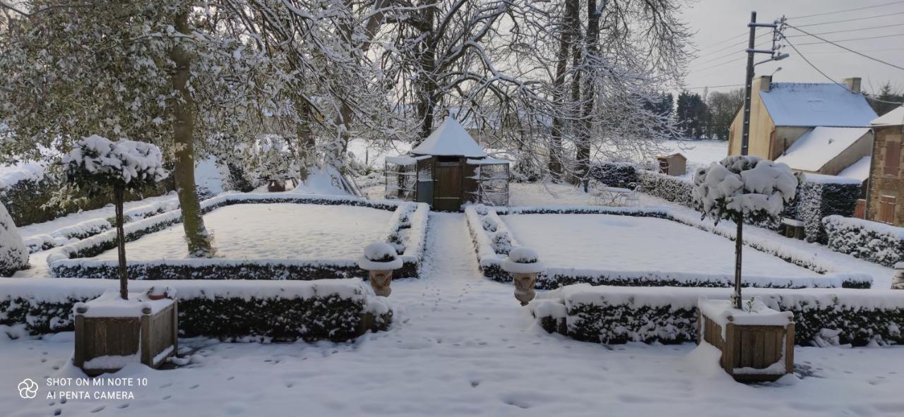 Le Manoir De La Bigotiere Bed and Breakfast Pleslin-Trigavou Εξωτερικό φωτογραφία