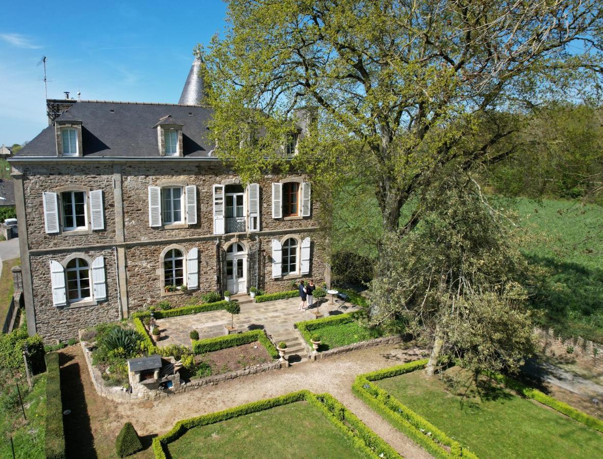 Le Manoir De La Bigotiere Bed and Breakfast Pleslin-Trigavou Εξωτερικό φωτογραφία
