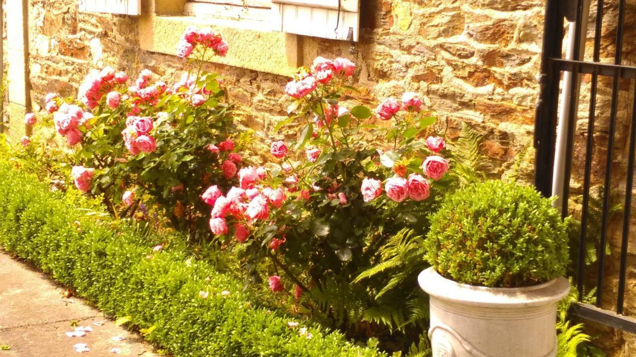 Le Manoir De La Bigotiere Bed and Breakfast Pleslin-Trigavou Εξωτερικό φωτογραφία