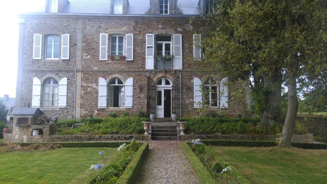 Le Manoir De La Bigotiere Bed and Breakfast Pleslin-Trigavou Εξωτερικό φωτογραφία