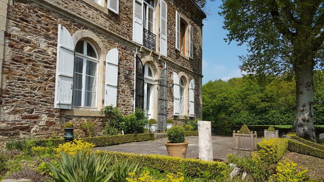 Le Manoir De La Bigotiere Bed and Breakfast Pleslin-Trigavou Εξωτερικό φωτογραφία